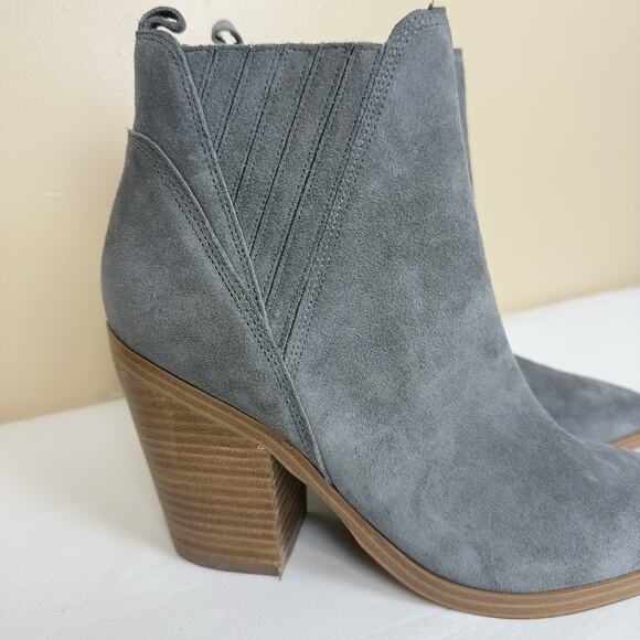 Marc Fisher Women's Gadri Western Pointed Toe Suede Ankle Boots Gray Size 10M - Picture 3 of 11
